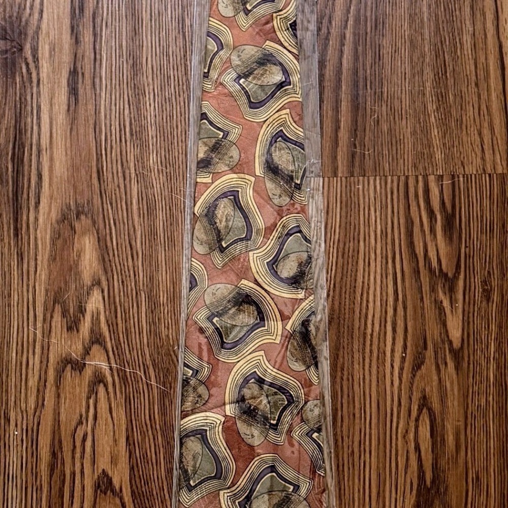 Robert Talbott Best of Class Mark Shale Silk Tie Geometric Abstract Rust Gold